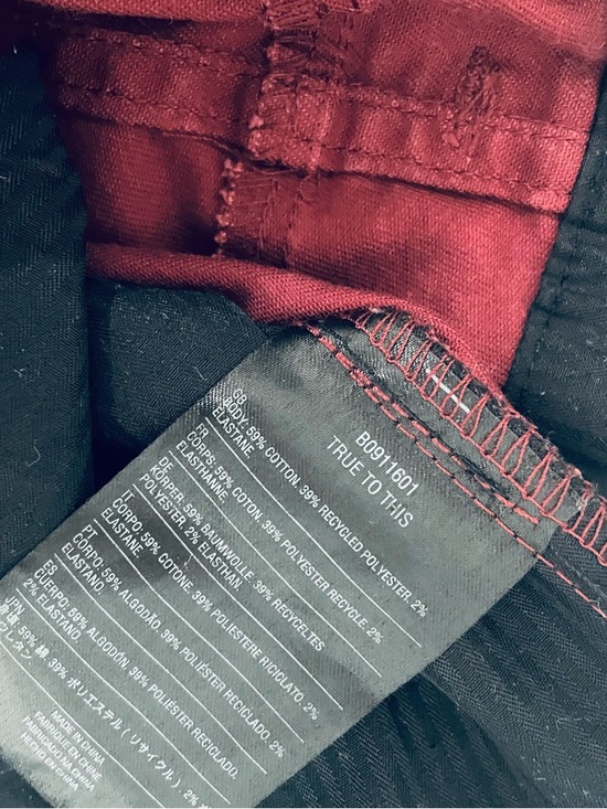 Volcom Midi Shorts - Burgandy - Picture 4 of 7